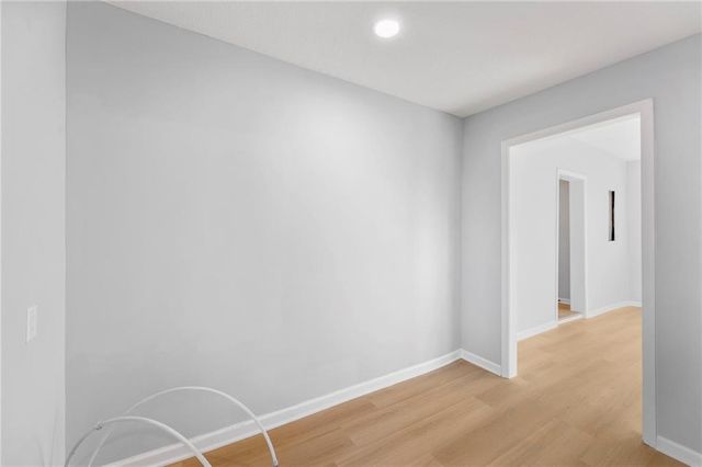 236 S Ash Street, Ottawa, KS 66067