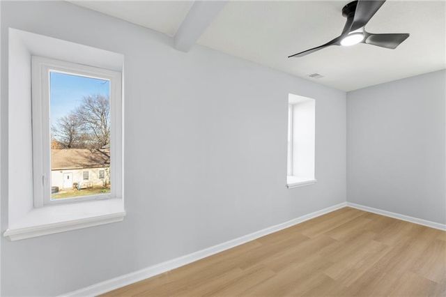 236 S Ash Street, Ottawa, KS 66067