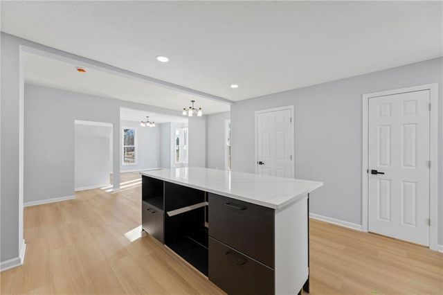 236 S Ash Street, Ottawa, KS 66067