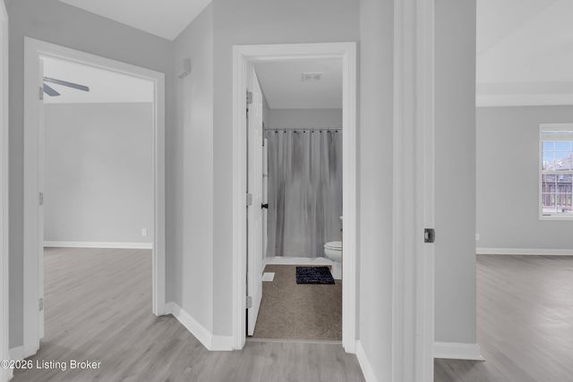 6807 Brighton Springs Ln, Louisville, KY 40291