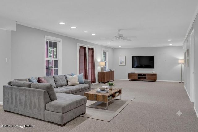 6807 Brighton Springs Ln, Louisville, KY 40291