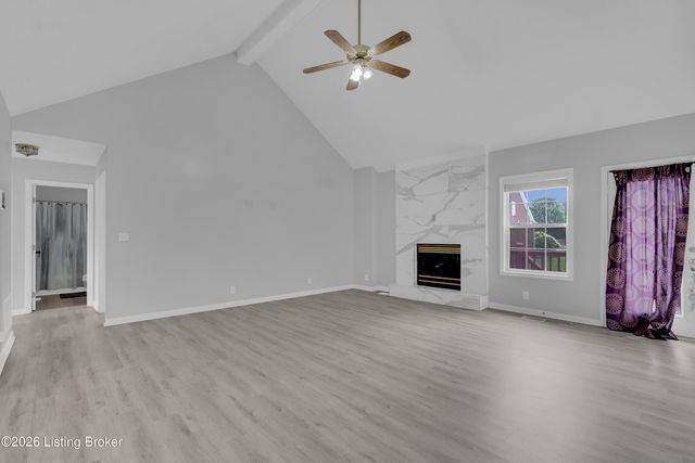 6807 Brighton Springs Ln, Louisville, KY 40291