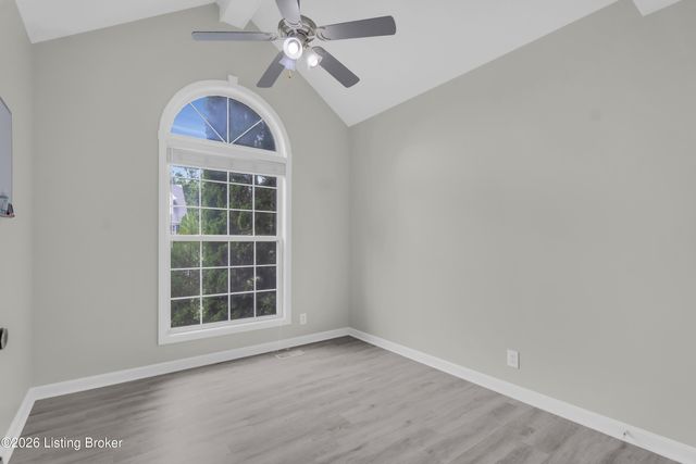 6807 Brighton Springs Ln, Louisville, KY 40291