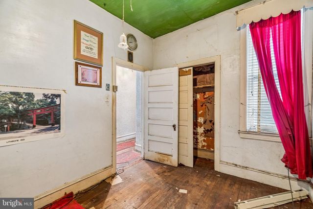 2333 W HAGERT ST, Philadelphia, PA 19132