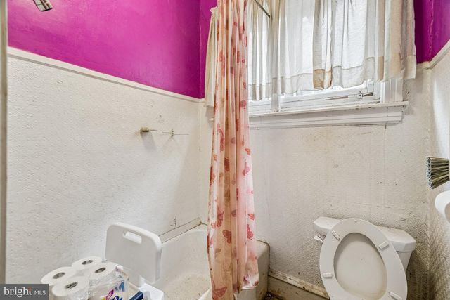 2333 W HAGERT ST, Philadelphia, PA 19132