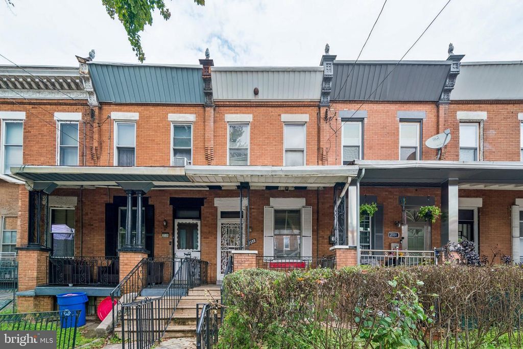 2333 W HAGERT ST, Philadelphia, PA 19132
