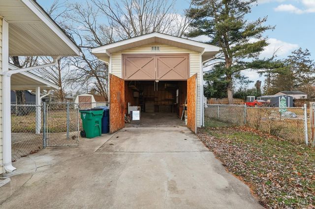 223 Cherokee Drive, Loveland, OH 45140