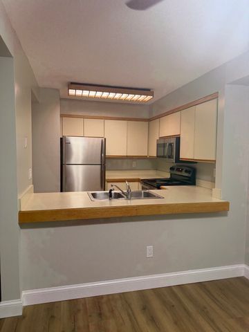 15 Mallard 15, Walpole, MA 02081