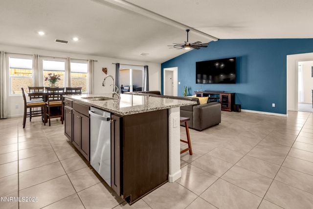 576 Pine Creek Circle, Dayton, NV 89403