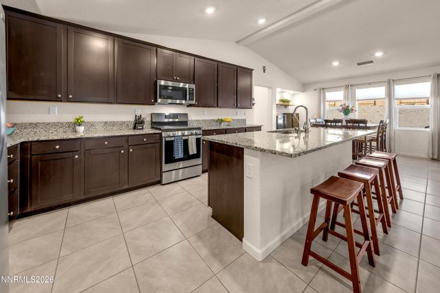 576 Pine Creek Circle, Dayton, NV 89403