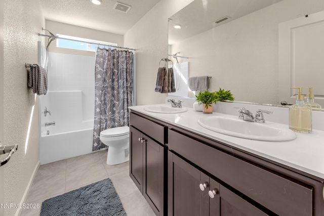 576 Pine Creek Circle, Dayton, NV 89403