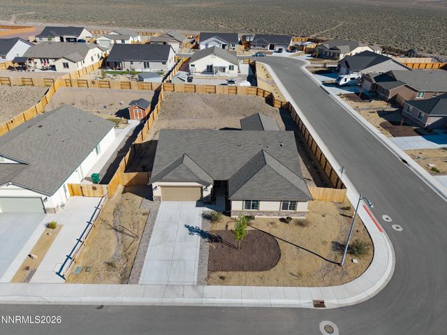 576 Pine Creek Circle, Dayton, NV 89403