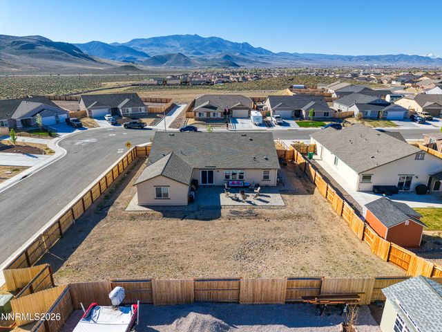 576 Pine Creek Circle, Dayton, NV 89403