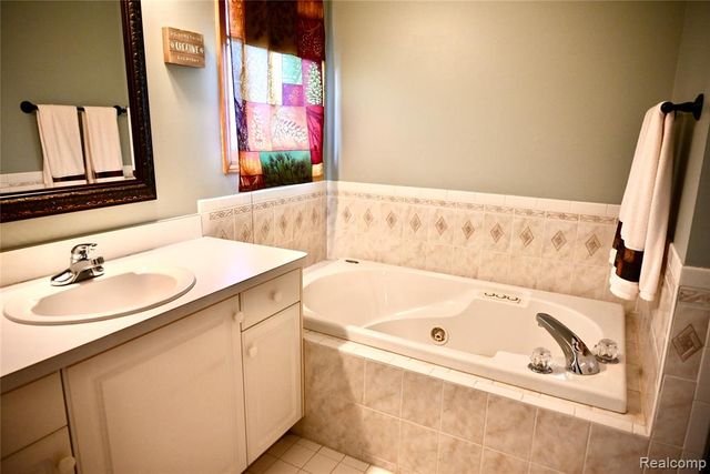 13433 Mulberry Trail, Taylor, MI 48180