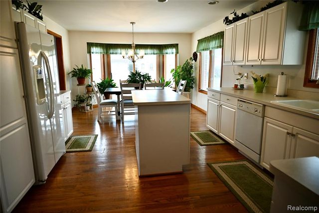 13433 Mulberry Trail, Taylor, MI 48180