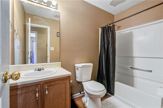 6782 Bells Landing Way, Rex, GA 30273