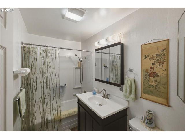 345 14TH Ave Se, Albany, OR 97322