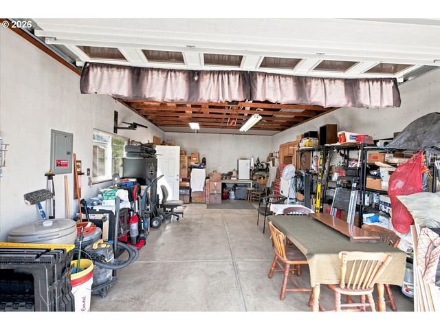 345 14TH Ave Se, Albany, OR 97322