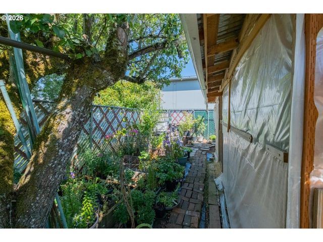 345 14TH Ave Se, Albany, OR 97322