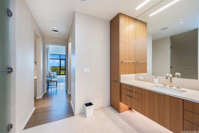 1388 Ala Moana Boulevard 8604, Honolulu, HI 96814