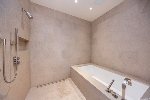 1388 Ala Moana Boulevard 8604, Honolulu, HI 96814