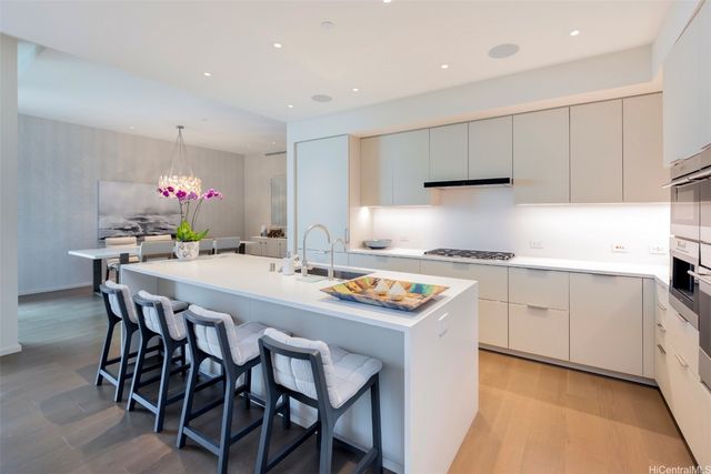 1388 Ala Moana Boulevard 8604, Honolulu, HI 96814