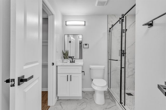 17676 Kelly Boulevard, Dallas, TX 75287