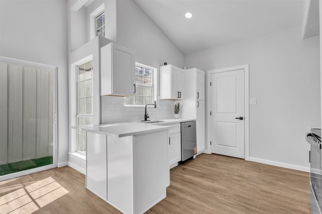 17676 Kelly Boulevard, Dallas, TX 75287