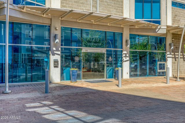 120 E RIO SALADO Parkway 204, Tempe, AZ 85281