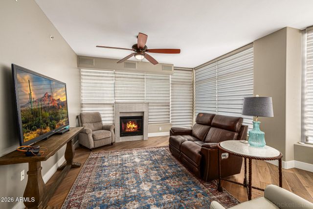 120 E RIO SALADO Parkway 204, Tempe, AZ 85281