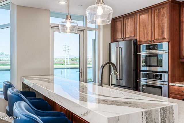 120 E RIO SALADO Parkway 204, Tempe, AZ 85281