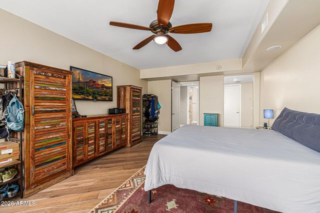 120 E RIO SALADO Parkway 204, Tempe, AZ 85281