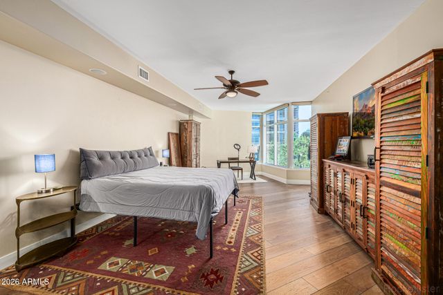 120 E RIO SALADO Parkway 204, Tempe, AZ 85281