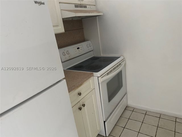 15600 NE 6th Ave 39A, Miami, FL 33162