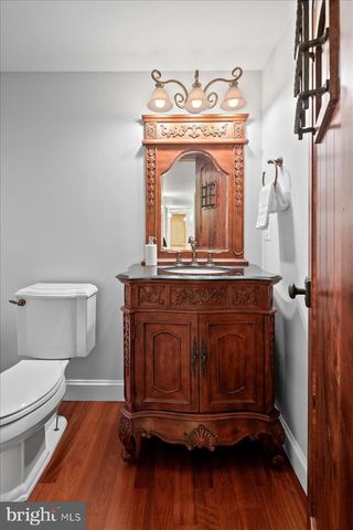 13320 IVAKOTA FARM RD, Clifton, VA 20124