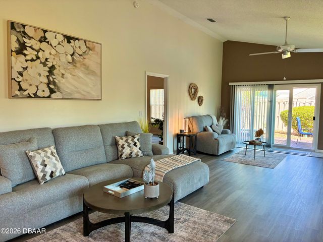 982 Breezemont Court, Port Orange, FL 32127