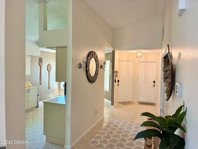 982 Breezemont Court, Port Orange, FL 32127