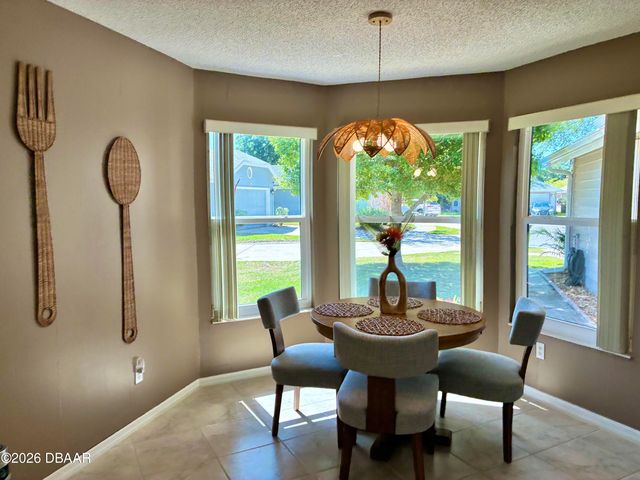 982 Breezemont Court, Port Orange, FL 32127