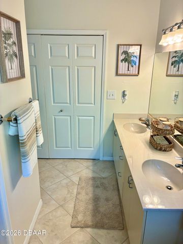 982 Breezemont Court, Port Orange, FL 32127