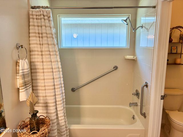 982 Breezemont Court, Port Orange, FL 32127