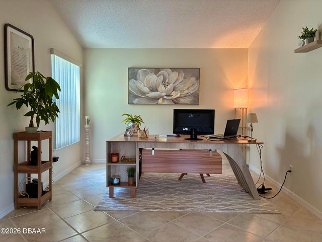 982 Breezemont Court, Port Orange, FL 32127