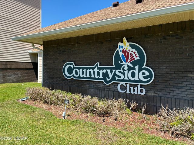 982 Breezemont Court, Port Orange, FL 32127