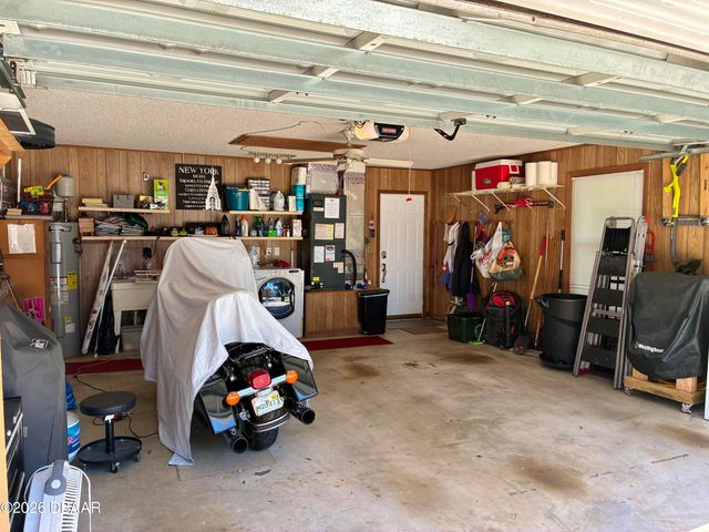 982 Breezemont Court, Port Orange, FL 32127