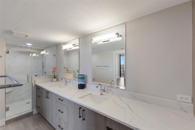 2120 HARBOURSIDE DRIVE 628, Longboat Key, FL 34228