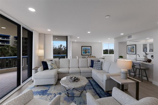 2120 HARBOURSIDE DRIVE 628, Longboat Key, FL 34228