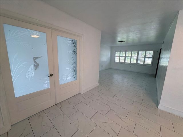 1790 RUSSELL DRIVE N, St Petersburg, FL 33710