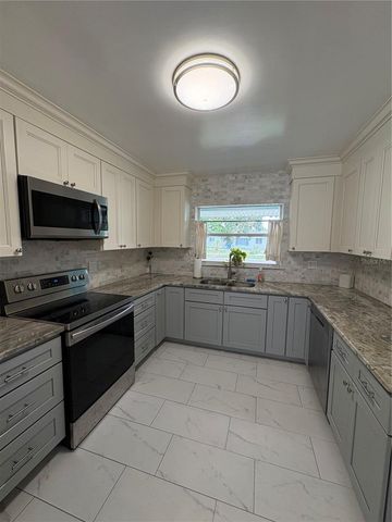 1790 RUSSELL DRIVE N, St Petersburg, FL 33710