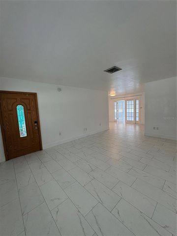1790 RUSSELL DRIVE N, St Petersburg, FL 33710