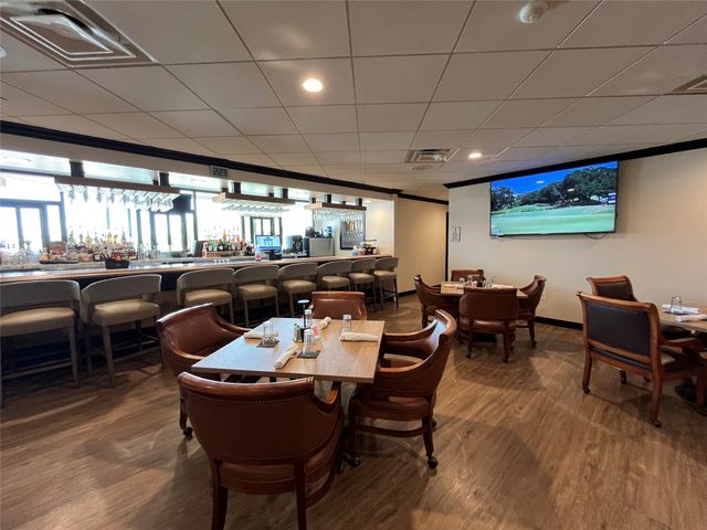 6415 Circo Drive, De Cordova, TX 76049