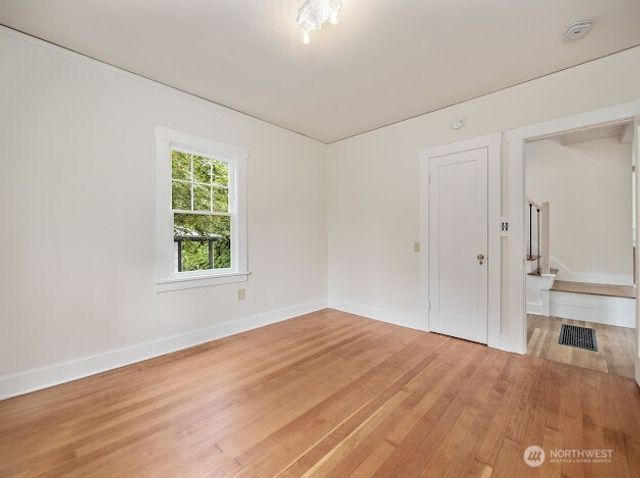 417 N Columbia Street, Chelan, WA 98816